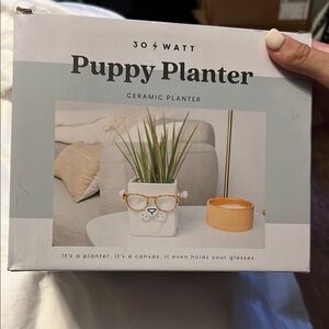 30 Watt Puppy Planter Ceramic
